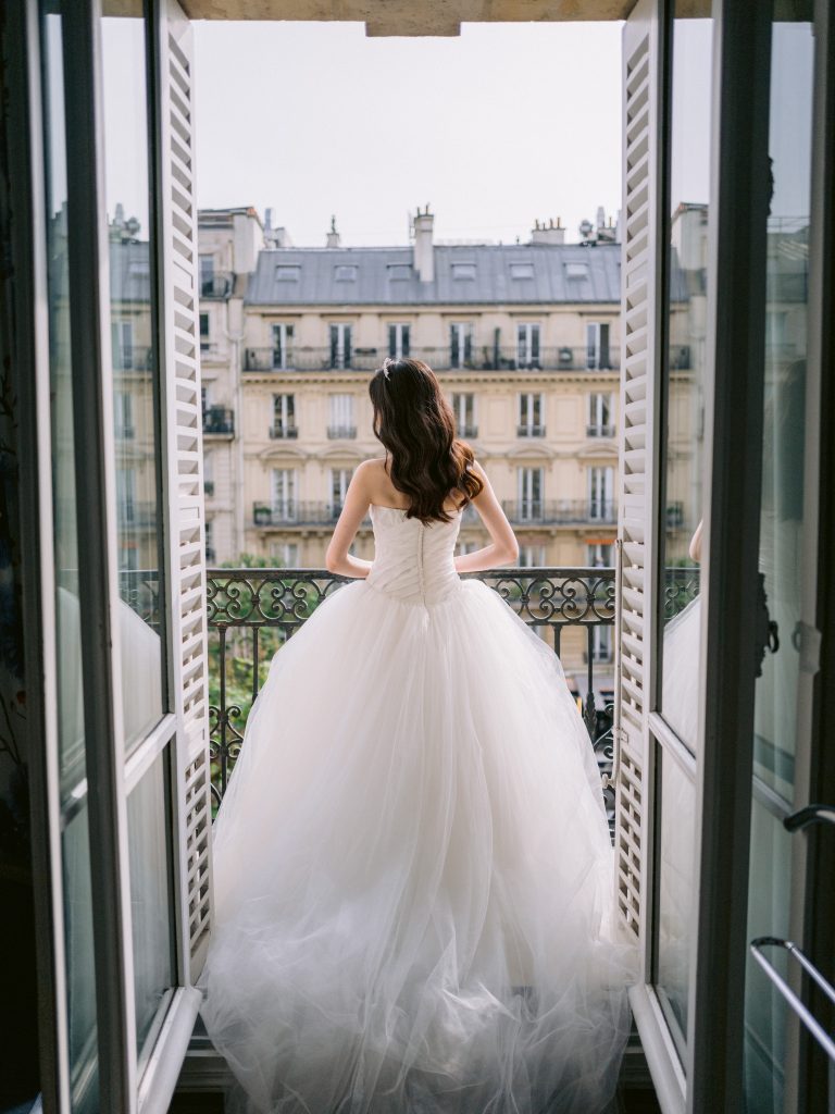 ホテルの窓から