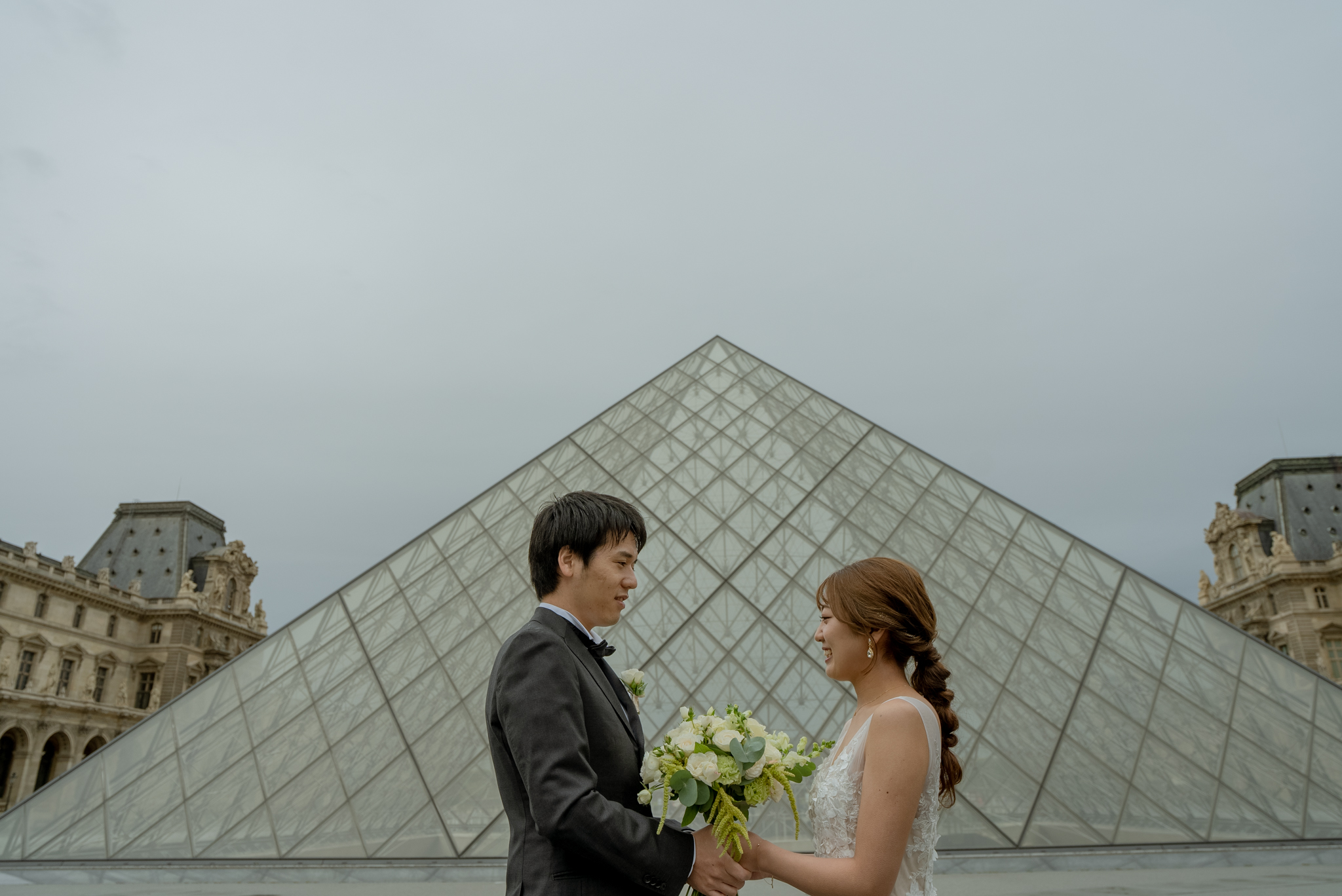 ルーブルピラミッド