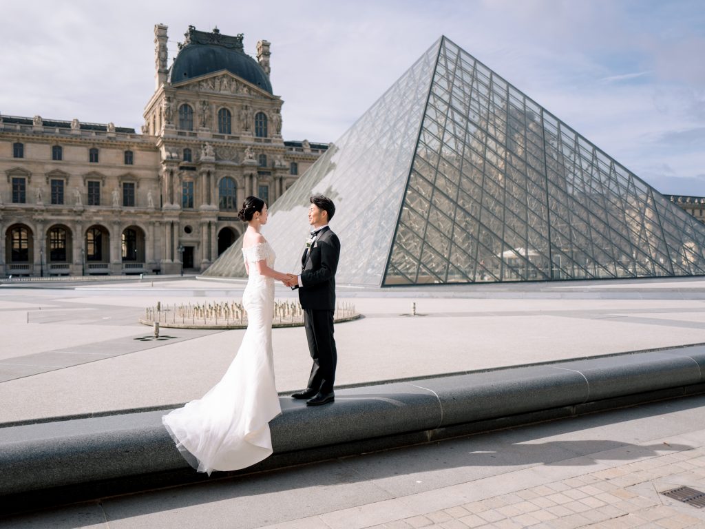 ルーブルピラミッド