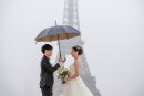 雨のパリフォトウェディング